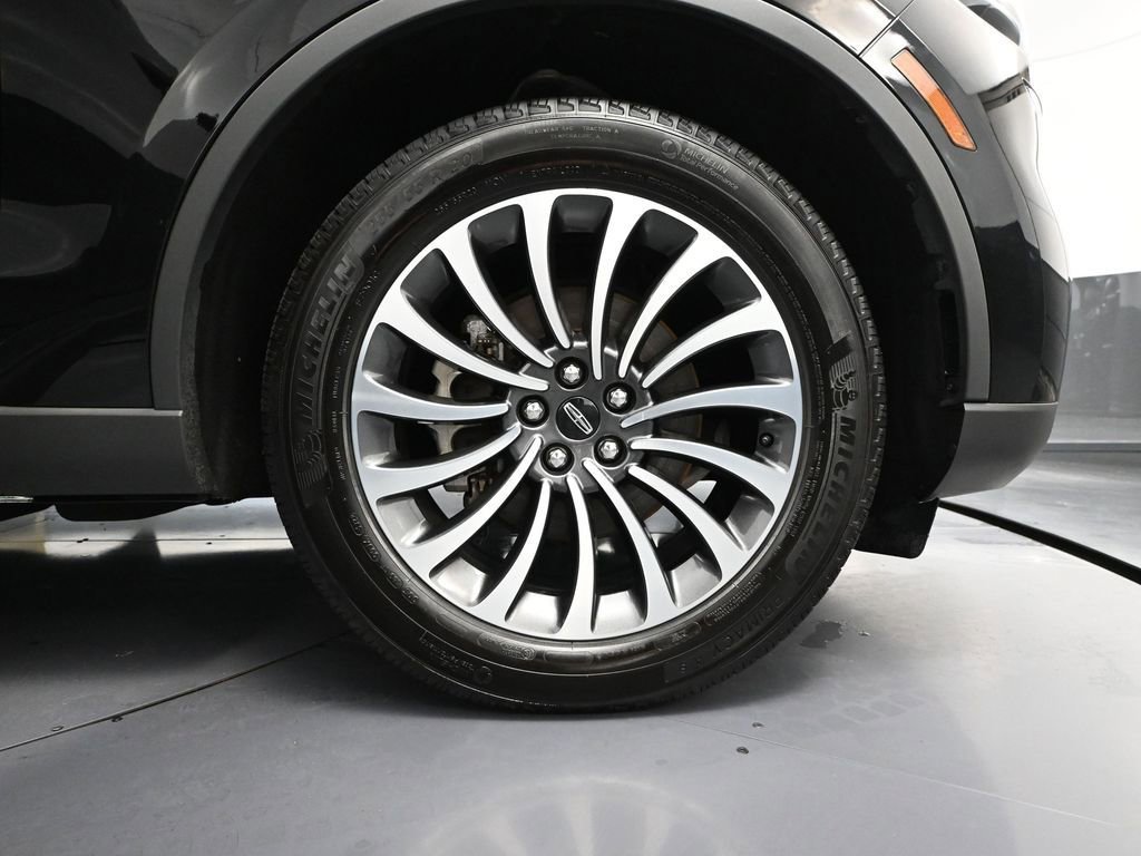 Used 2023 Lincoln Aviator Reserve w/ Class IV Trailer Tow Package image 16