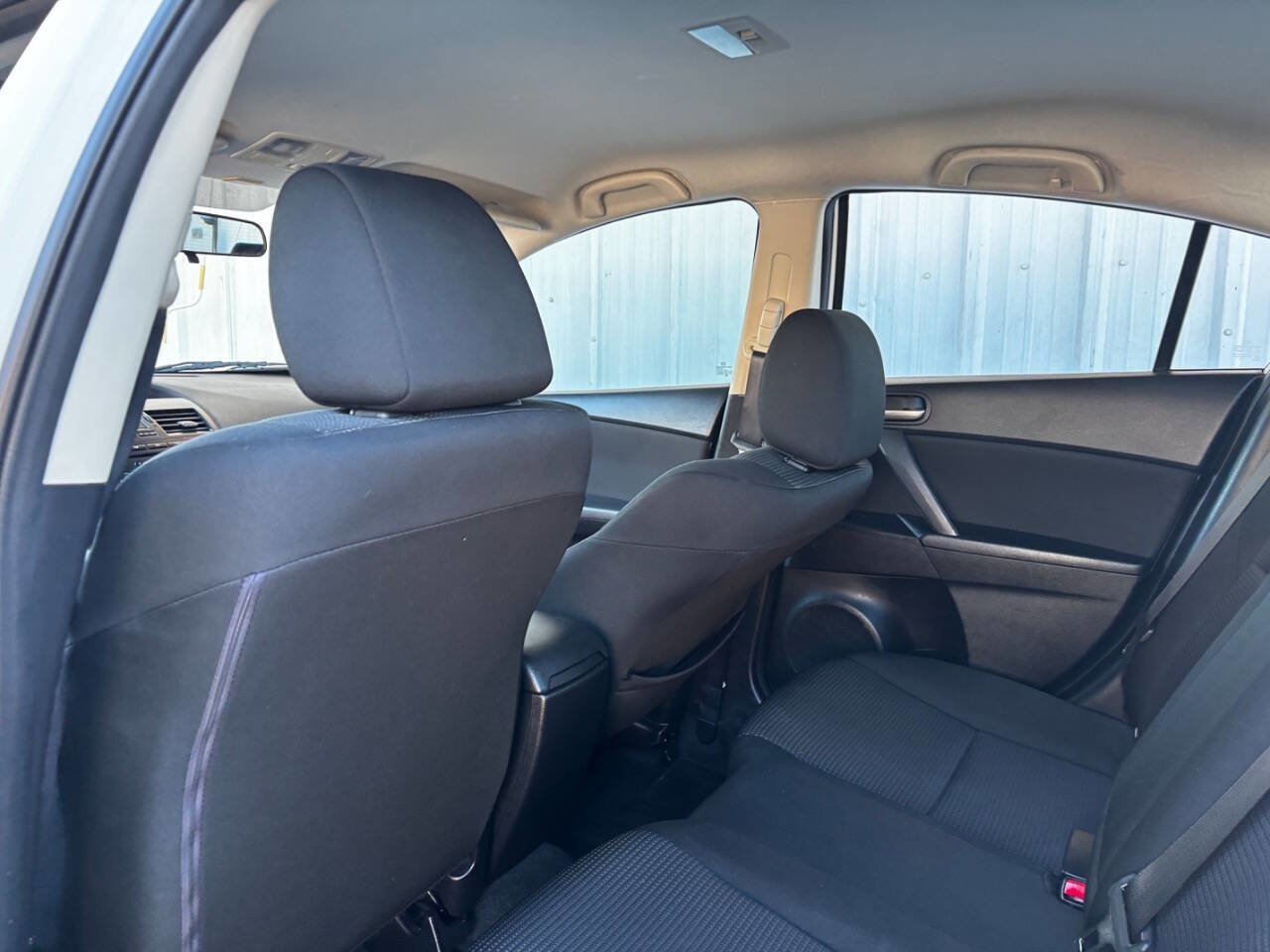 Used 2012 MAZDA MAZDA3 i Touring image 14