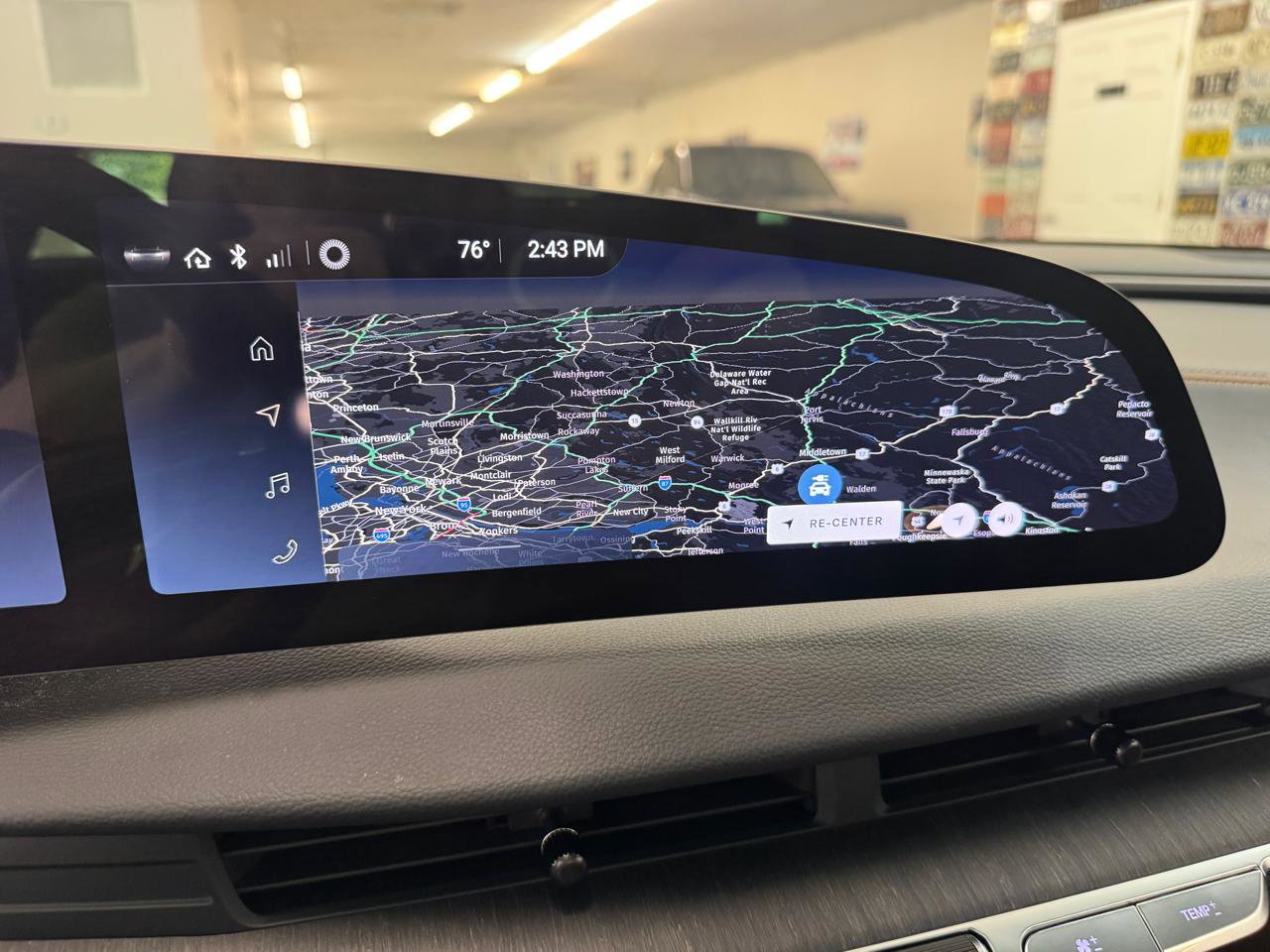 Used 2023 Lucid Air Touring AWD/4WD image 14