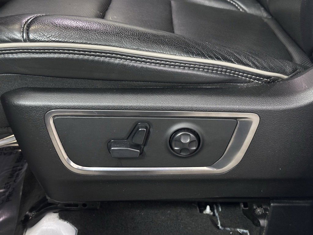 Used 2019 RAM 1500 Limited image 15