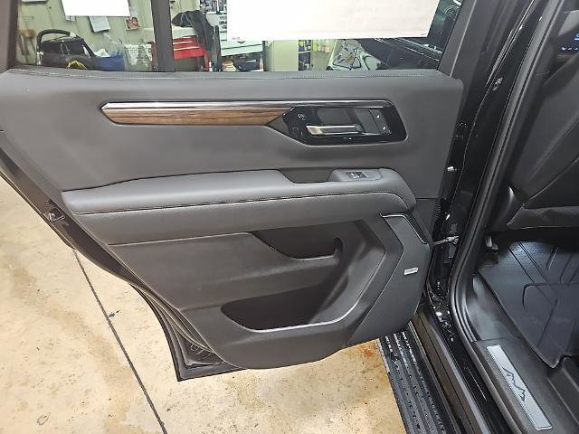 New 2026 Chevrolet Tahoe High Country image 19