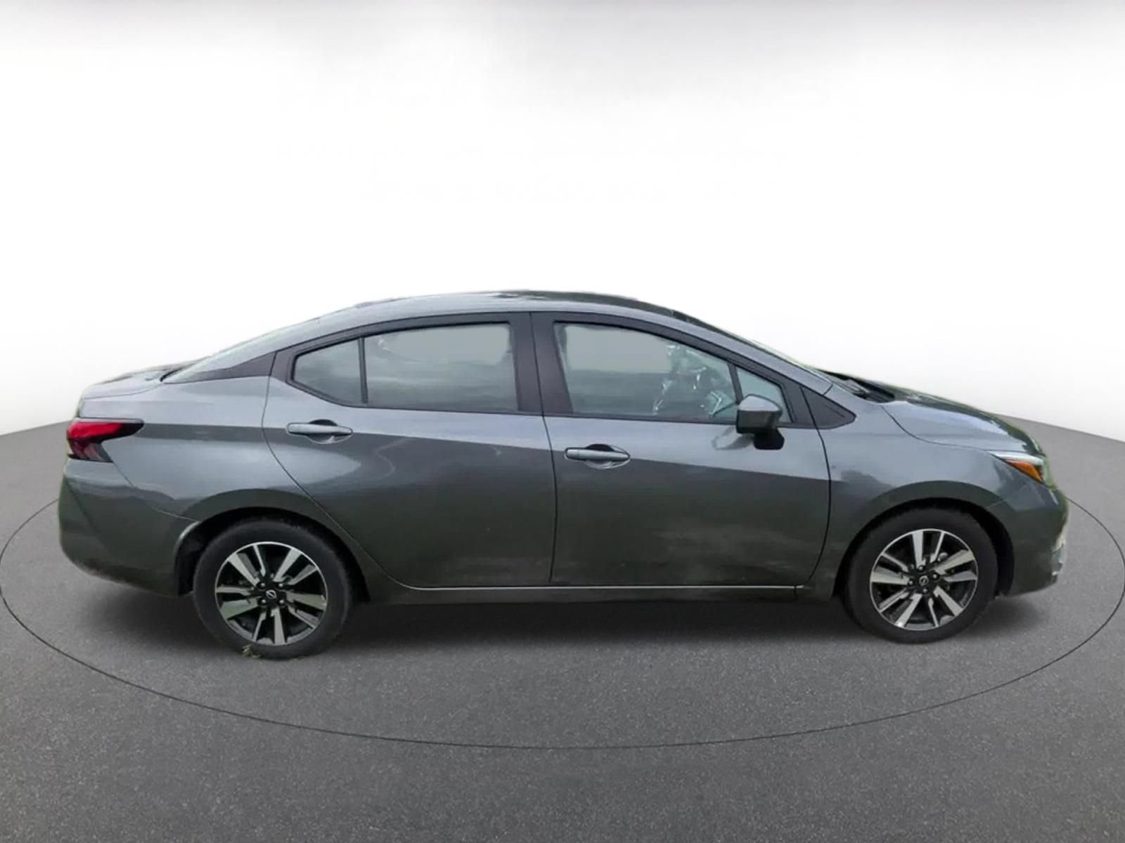 Used 2025 Nissan Versa SV FWD image 16