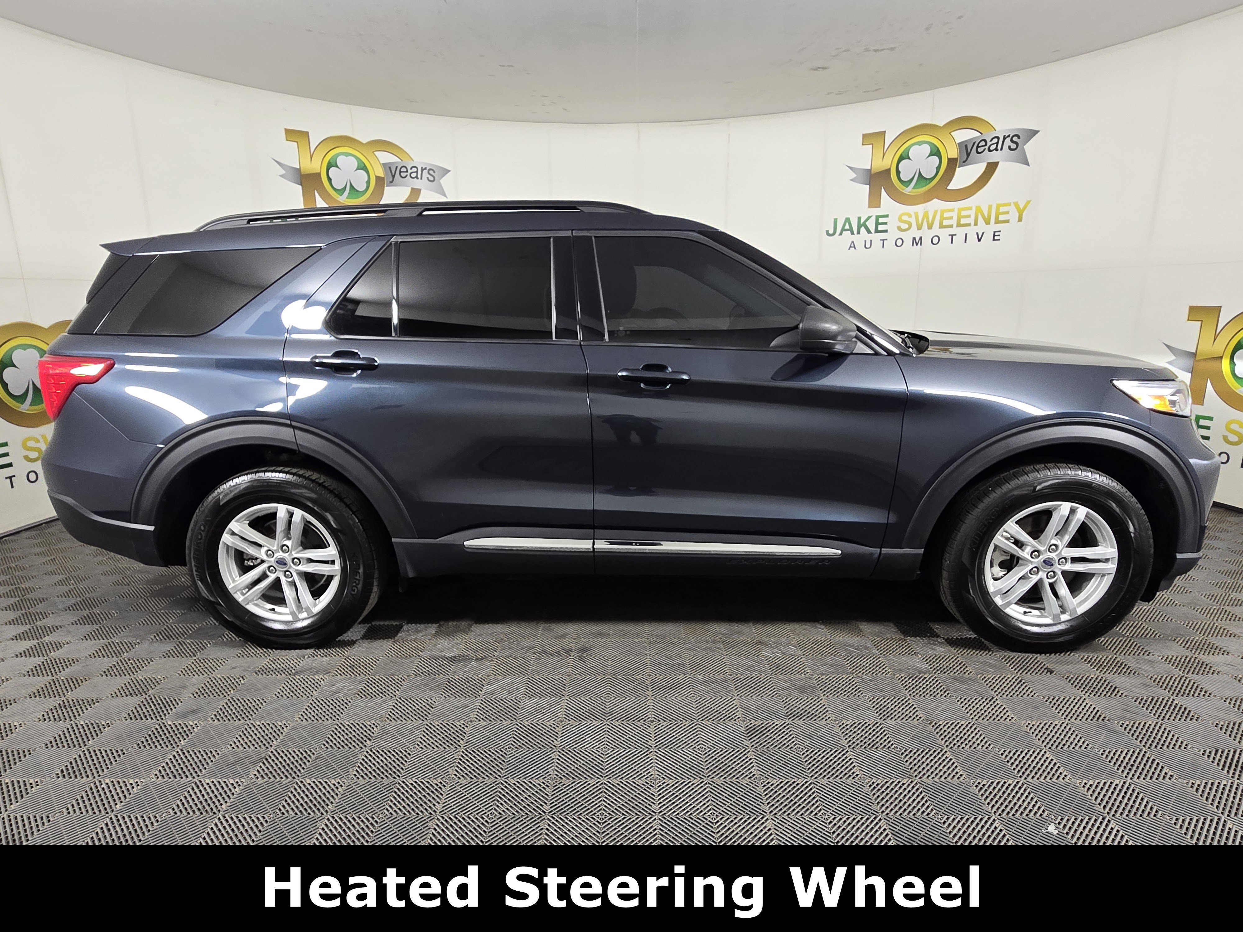 Used 2024 Ford Explorer XLT w/ Equipment Group 202A AWD/4WD image 10