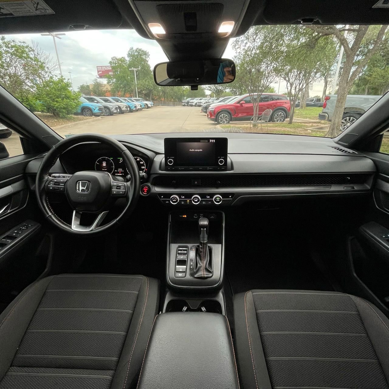 Used 2025 Honda CR-V Sport image 12