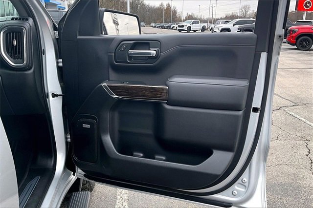 Used 2020 GMC Sierra 1500 Elevation w/ Elevation Value Package image 29