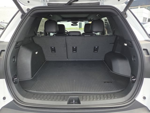 New 2027 GMC Terrain Elevation w/ Elevation Premium Package FWD image 19