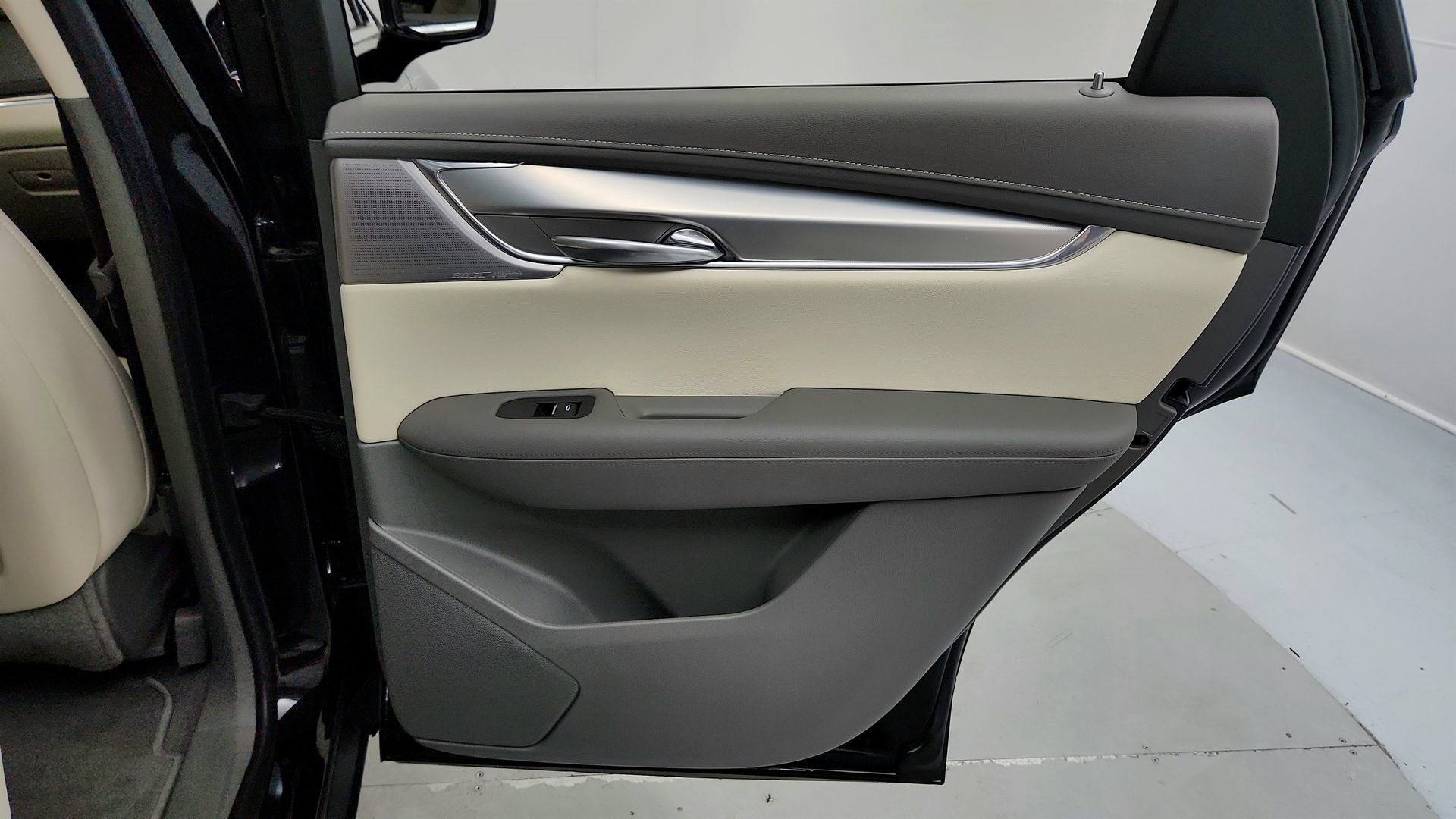 Used 2020 Cadillac XT5 Premium Luxury AWD/4WD image 28