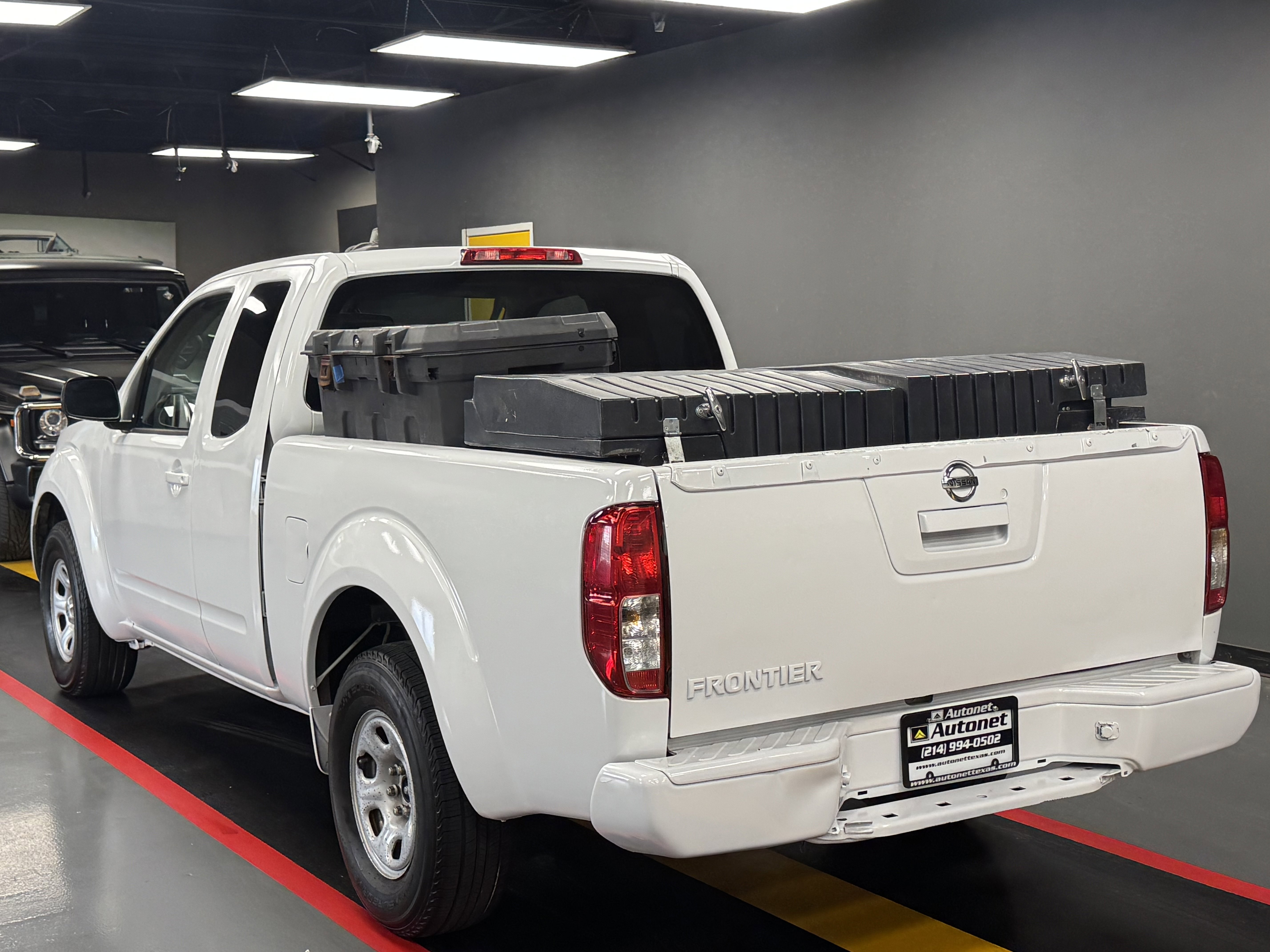 Used 2016 Nissan Frontier S RWD image 3