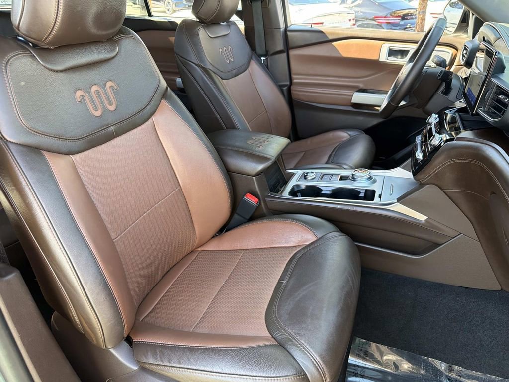 Used 2023 Ford Explorer King Ranch w/ Class IV Trailer Tow Package image 22