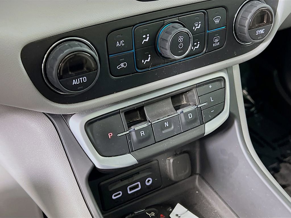 Certified 2022 GMC Terrain SLT w/ Infotainment Package II image 16