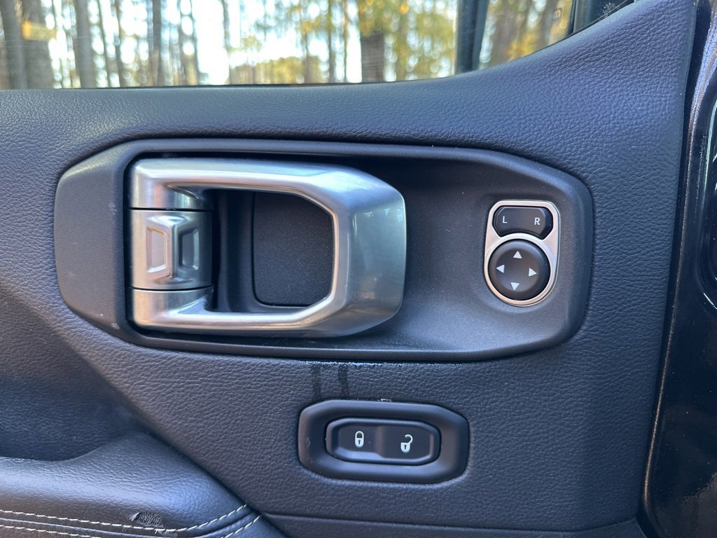 Used 2018 Jeep Wrangler Unlimited Sahara w/ LED Lighting Group image 14