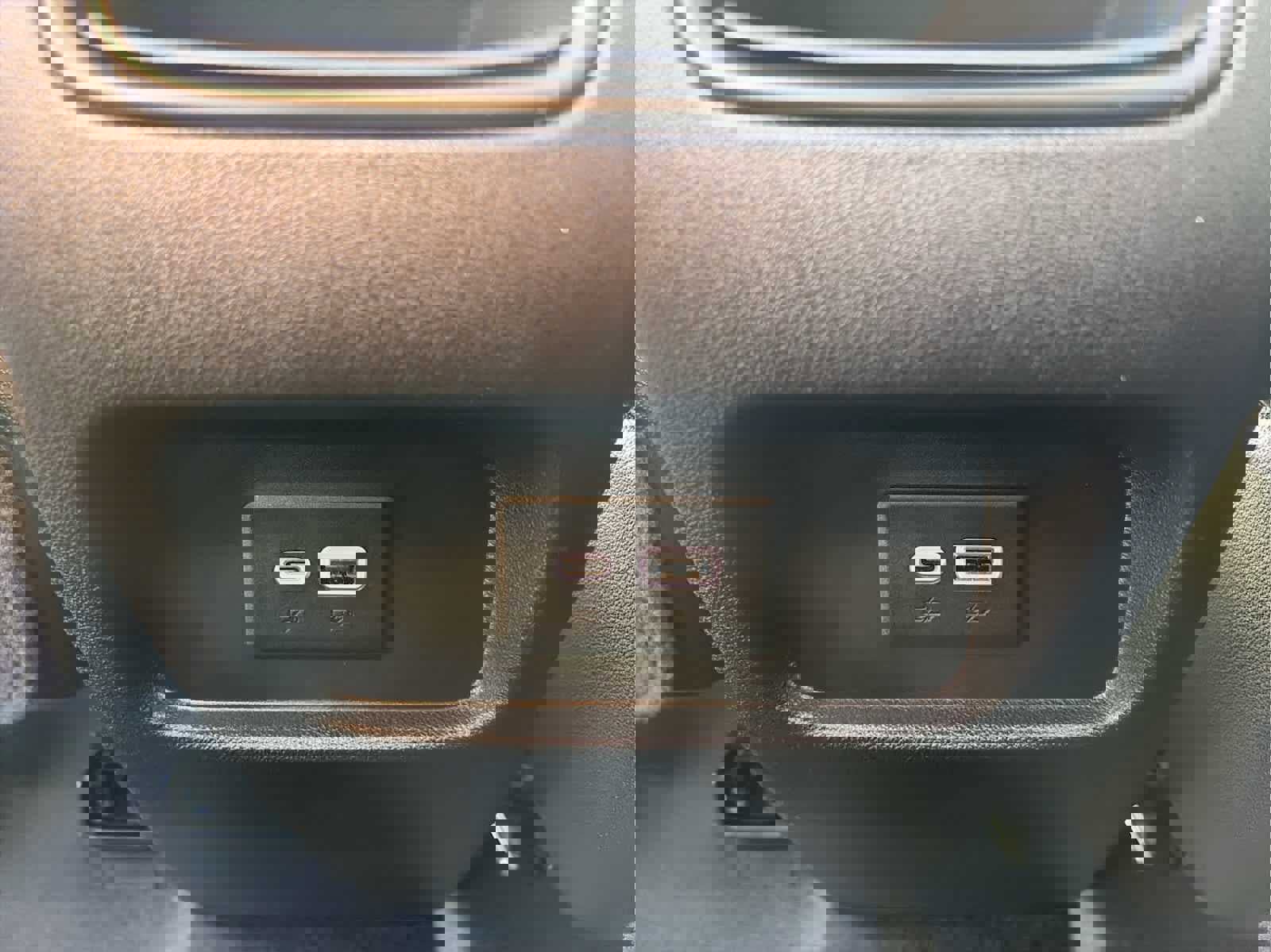 Used 2025 Cadillac XT5 Premium Luxury image 22