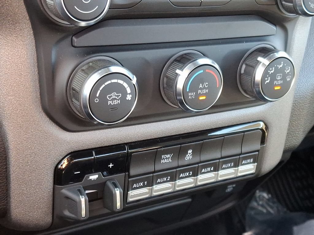New 2024 RAM 3500 Tradesman w/ Safety Group AWD/4WD image 11