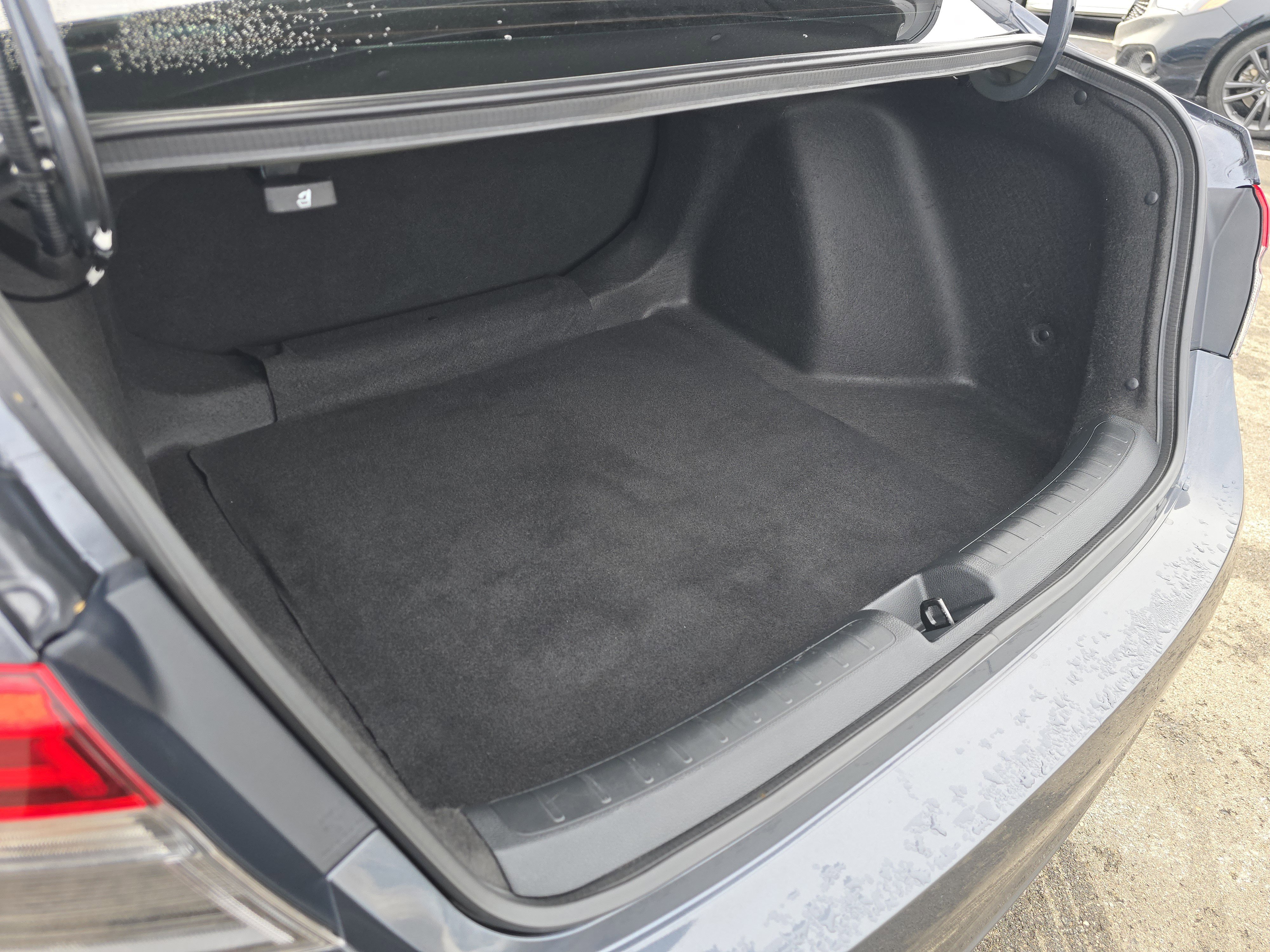 Used 2023 Honda Civic Sport image 16