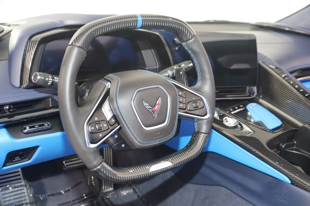 Used 2024 Chevrolet Corvette Z06 w/ Stealth Interior Trim Package RWD image 6