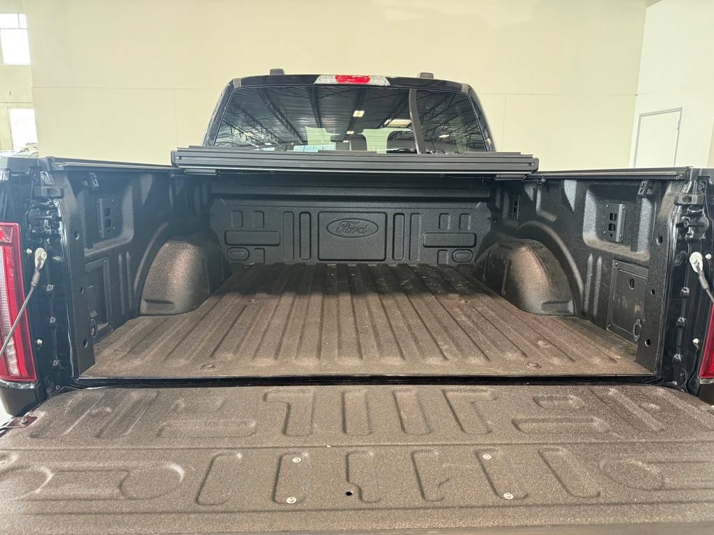 Used 2025 Ford F150 Lariat w/ FX4 Off-Road Package AWD/4WD image 9