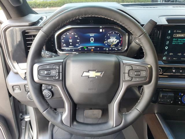 Used 2025 Chevrolet Silverado 3500 High Country w/ High Country Premium Package AWD/4WD image 21