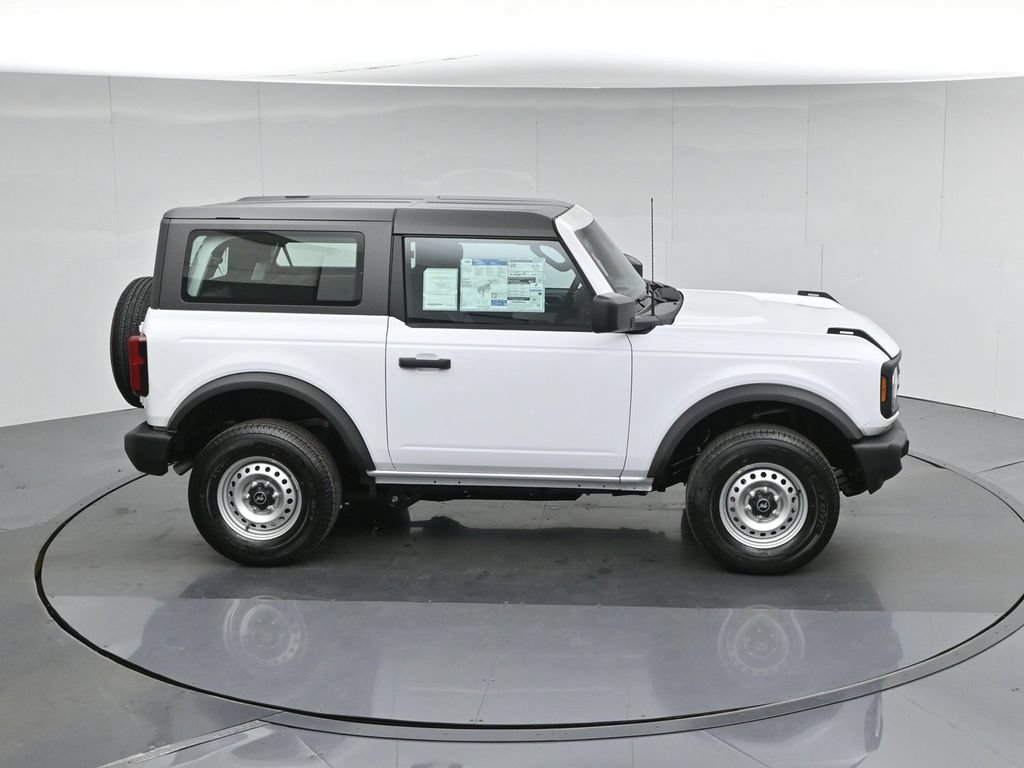 New 2026 Ford Bronco 2-Door AWD/4WD image 35