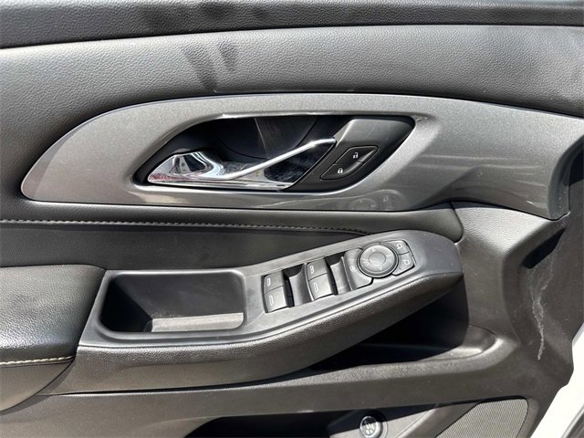 Used 2021 Chevrolet Traverse LT w/ LT Premium Package image 20