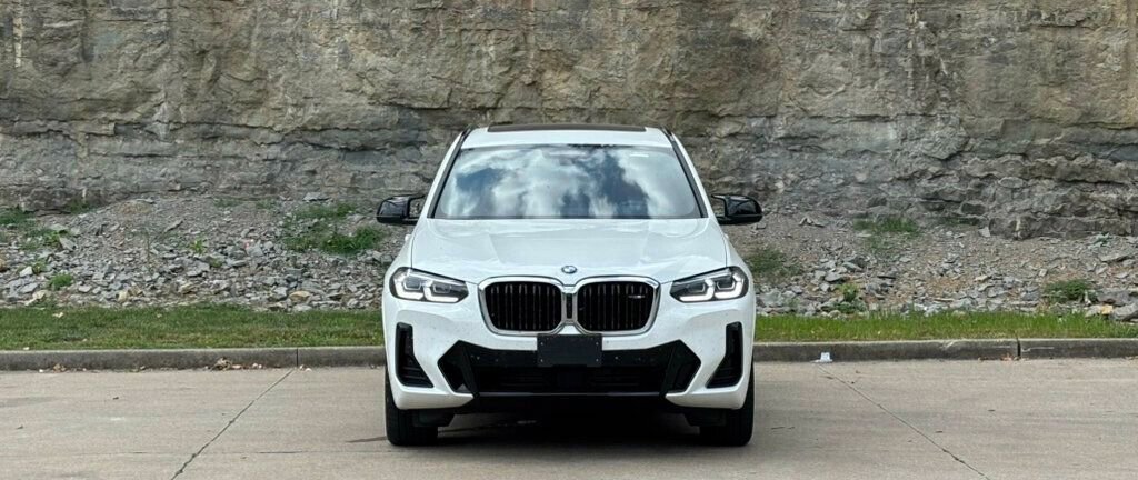 Used 2023 BMW X3 M40i image 5