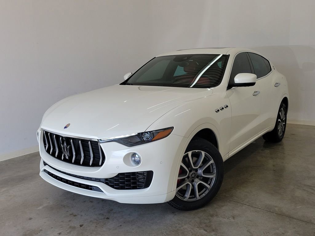 Used 2020 Maserati Levante image 33