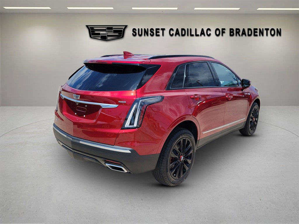 New 2026 Cadillac XT5 Sportv w/ LPO, Red Accent Package AWD/4WD image 4
