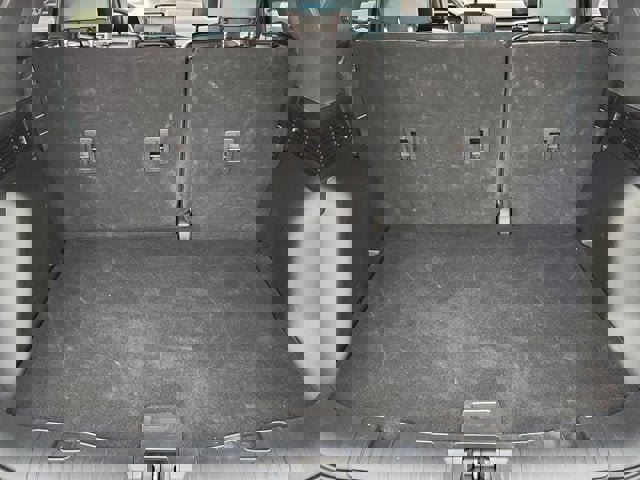 Used 2025 Ford Escape ST-Line image 16