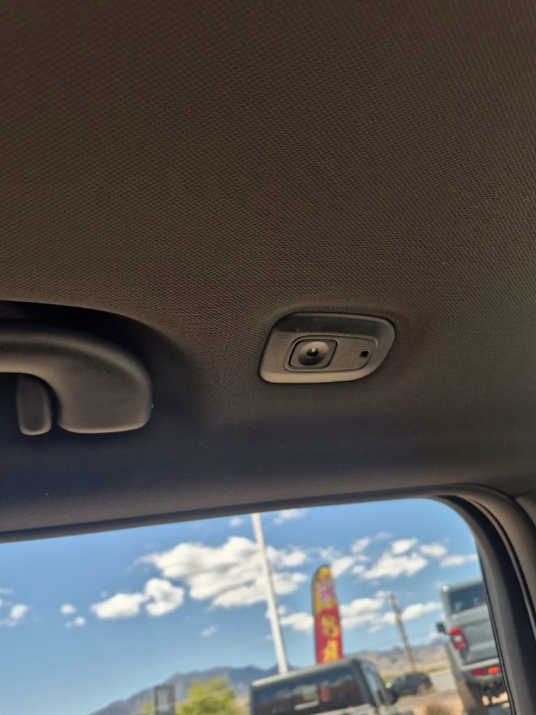 Used 2025 Jeep Grand Cherokee Altitude image 52