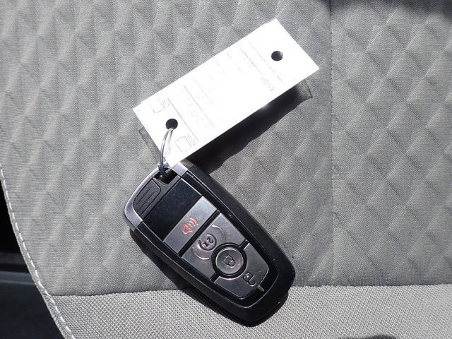 Used 2022 Ford Escape SE w/ Cold Weather Package image 30