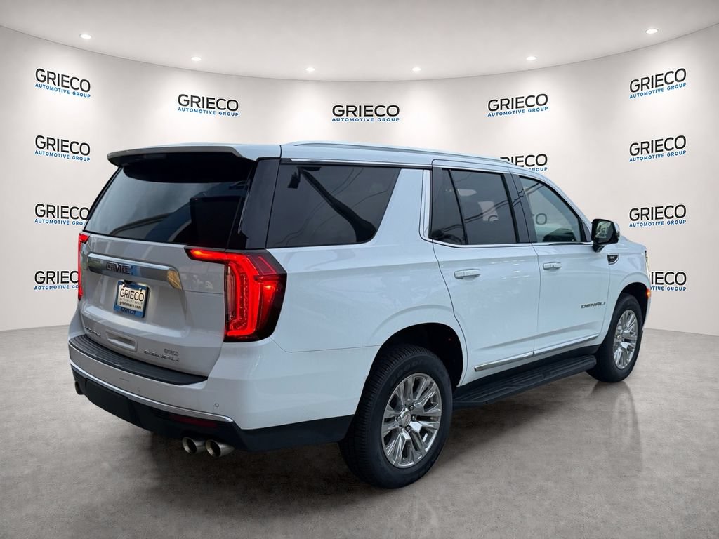 Used 2023 GMC Yukon Denali AWD/4WD image 7