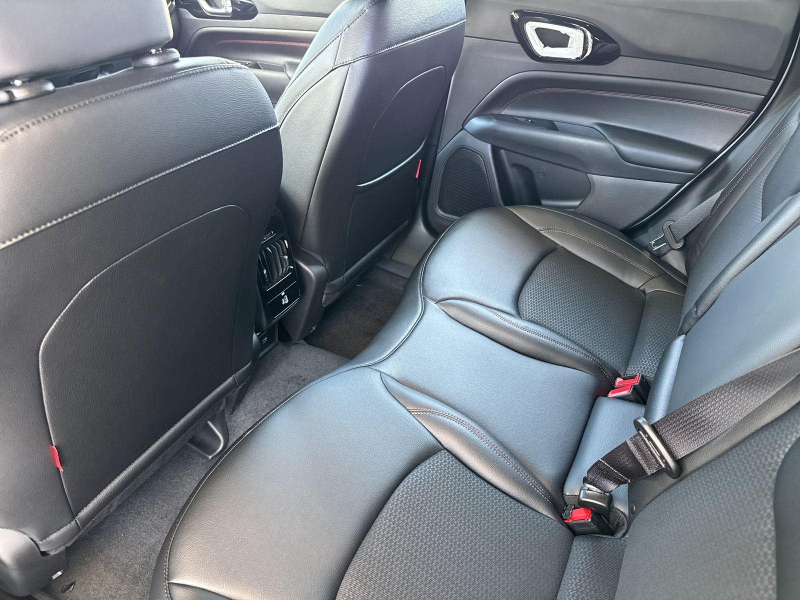New 2026 Jeep Compass Trailhawk AWD/4WD image 12