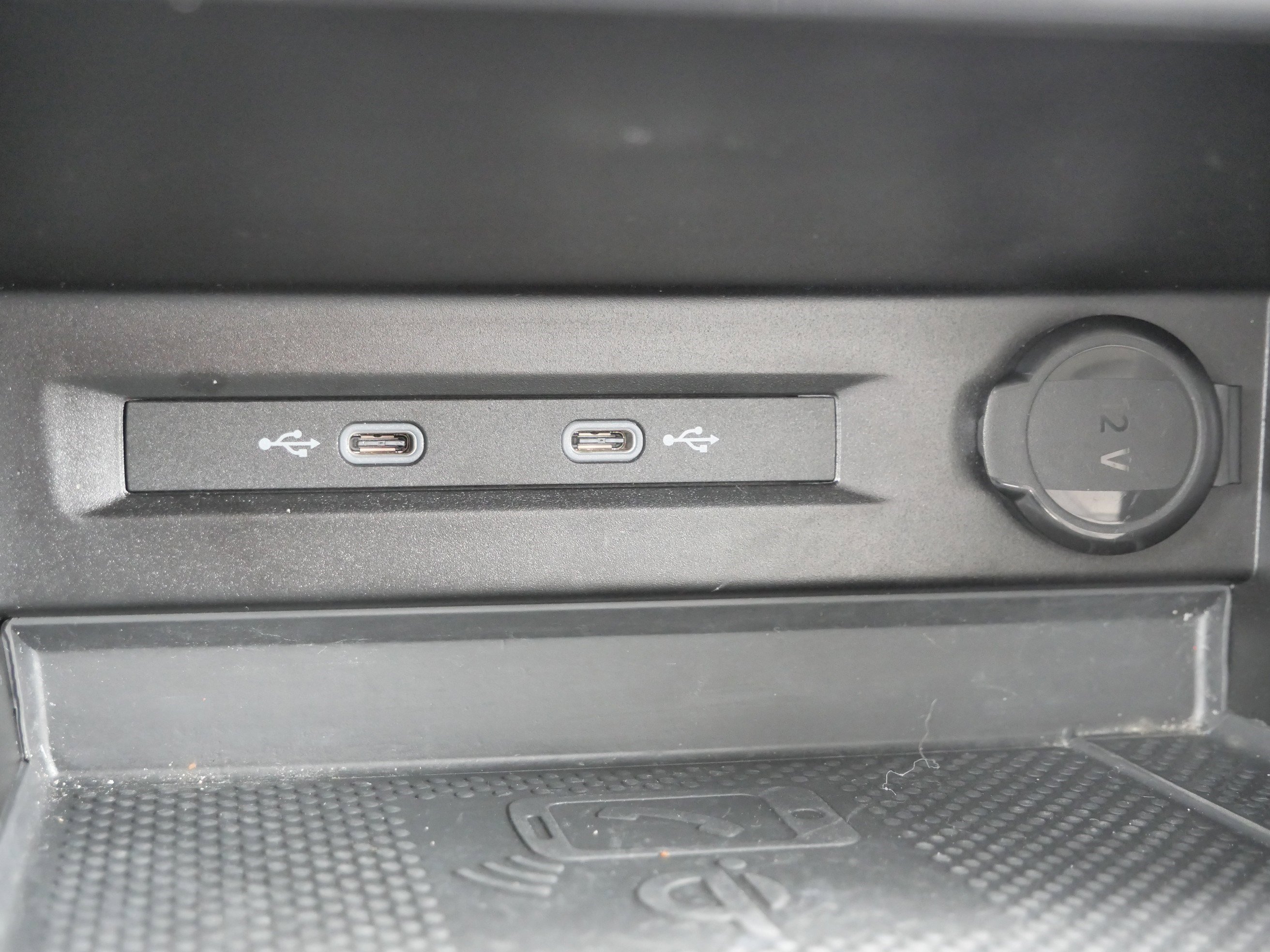 Certified 2022 Volkswagen Tiguan SE image 29