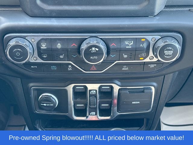 Used 2023 Jeep Wrangler Unlimited w/ Cold Weather Group AWD/4WD image 25