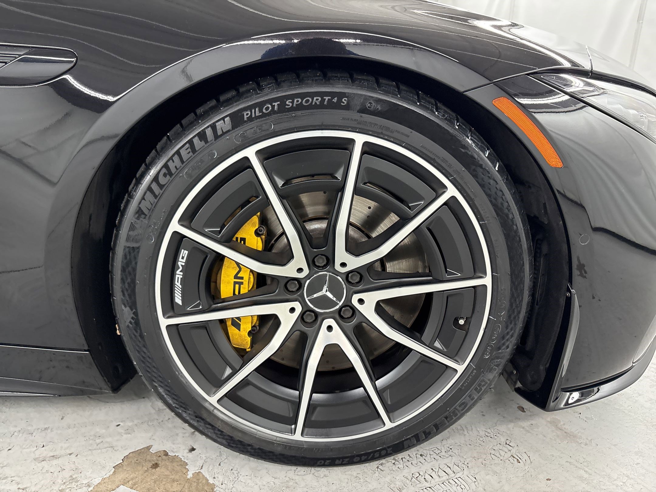 Certified 2022 Mercedes-Benz SL 63 AMG 4MATIC image 11