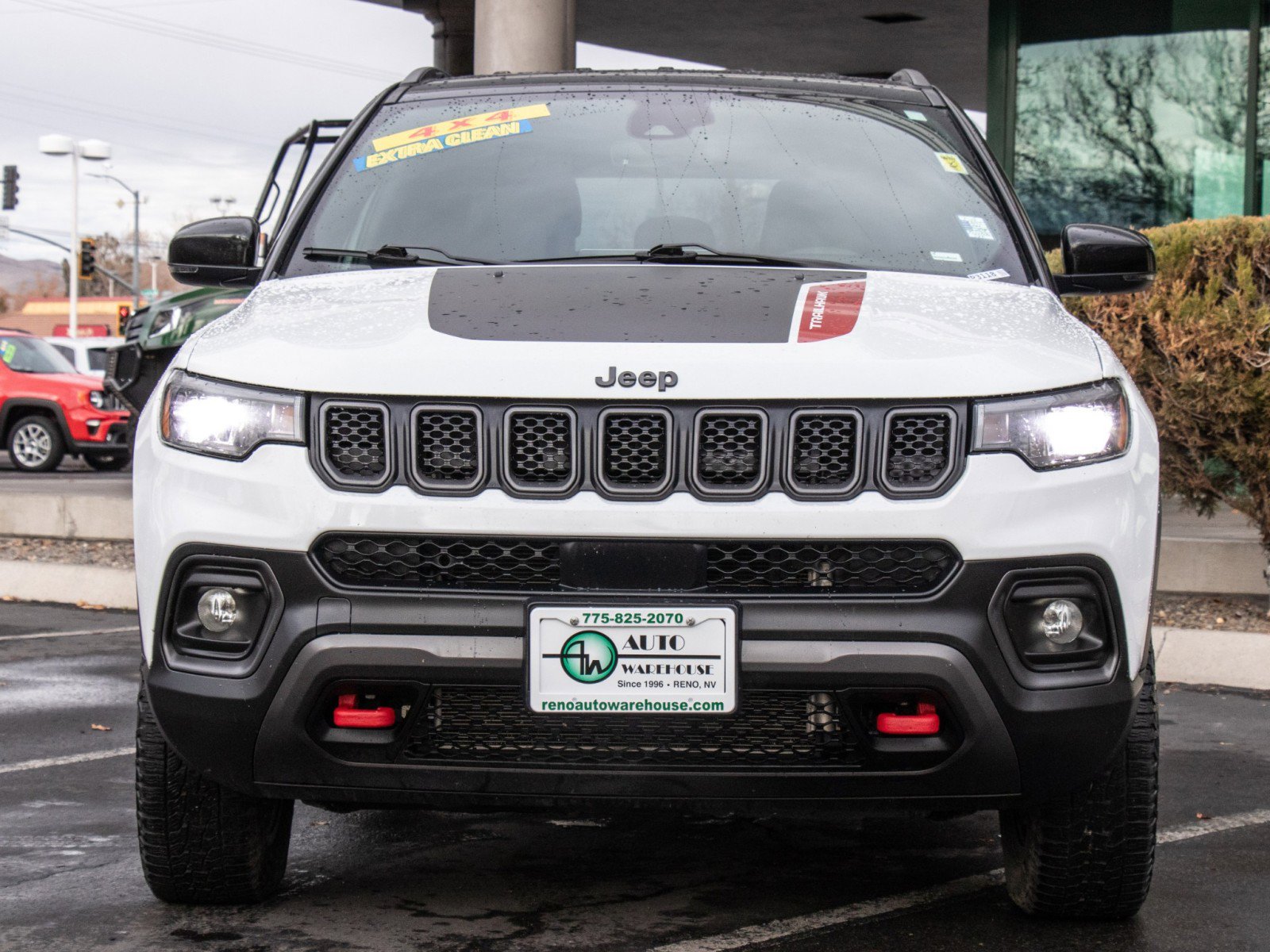 Used 2023 Jeep Compass Trailhawk image 2