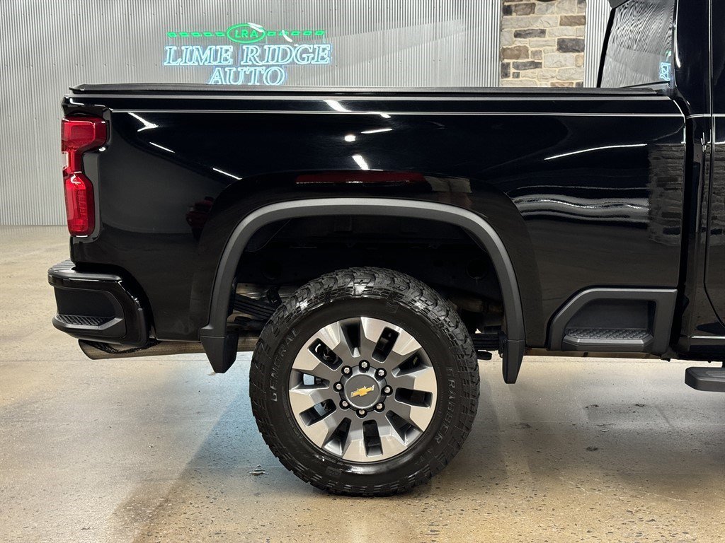 Used 2024 Chevrolet Silverado 2500 Custom w/ Custom Value Package AWD/4WD image 17