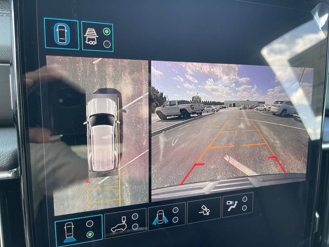 New 2026 GMC Yukon Denali w/ Advanced Technology Package AWD/4WD image 17