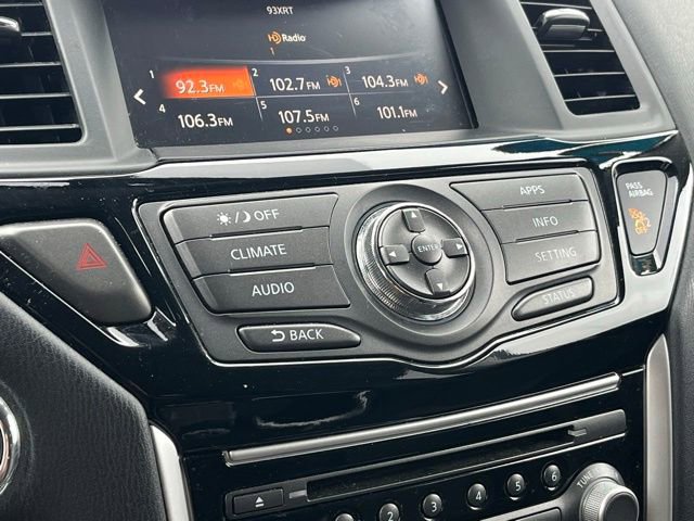 Used 2019 Nissan Pathfinder SV image 23