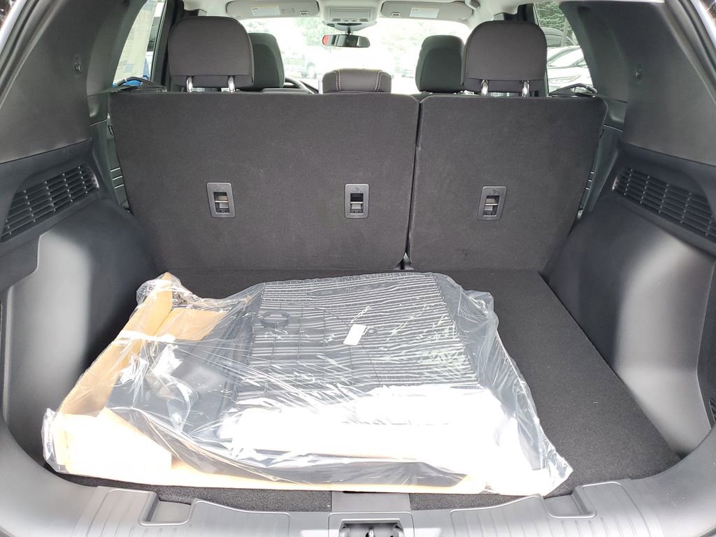 New 2025 Ford Escape Active w/ Active Premium Tech Pack image 31