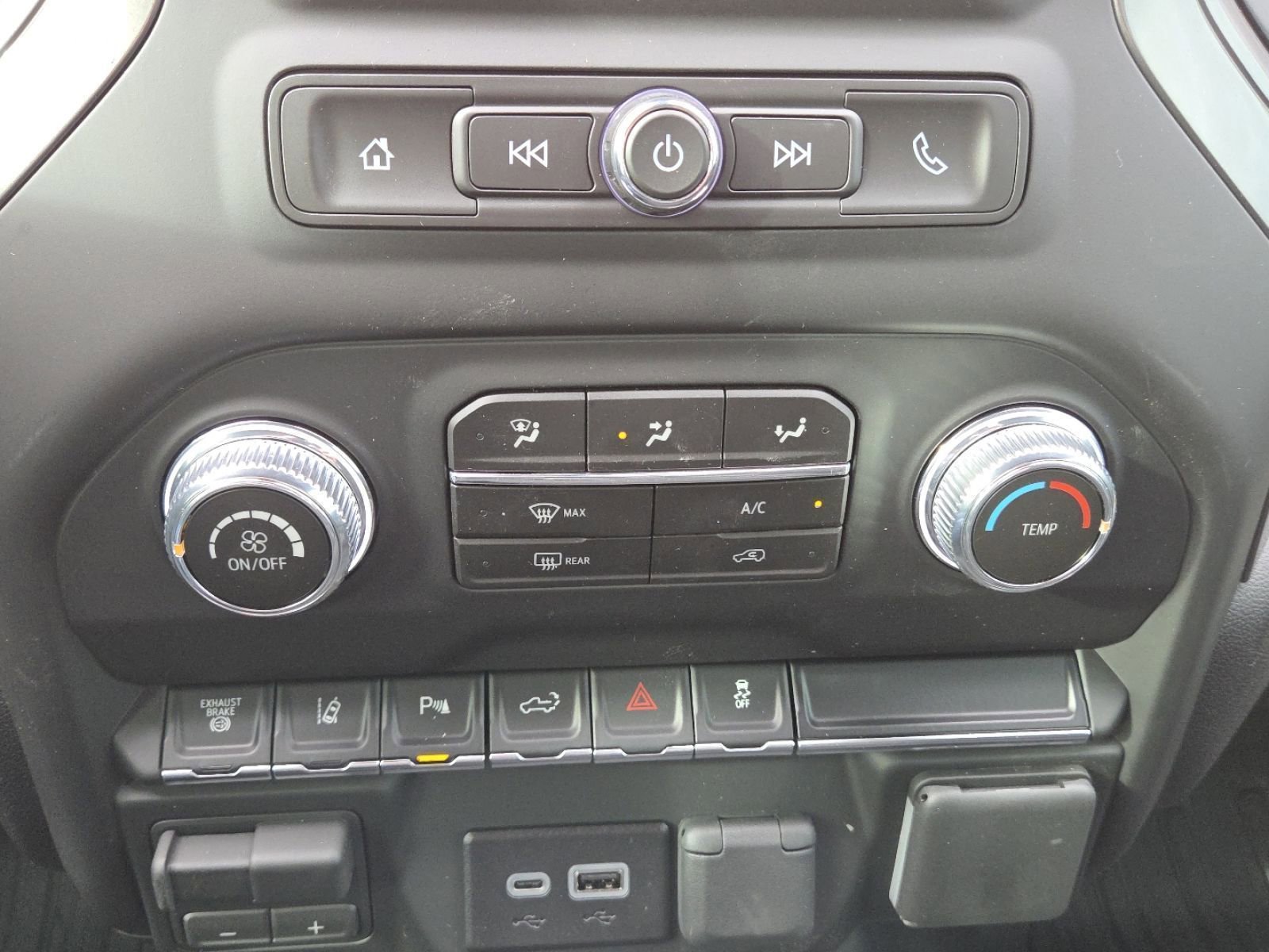 New 2026 GMC Sierra 3500 Pro w/ 1SA Pro Safety Plus Package image 35