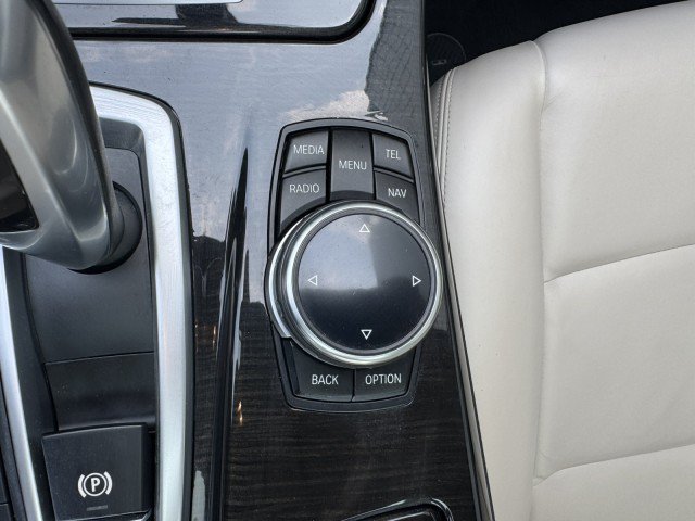Used 2014 BMW 535d xDrive AWD/4WD image 25