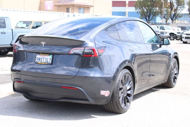 Used 2024 Tesla Model Y Performance AWD/4WD image 5