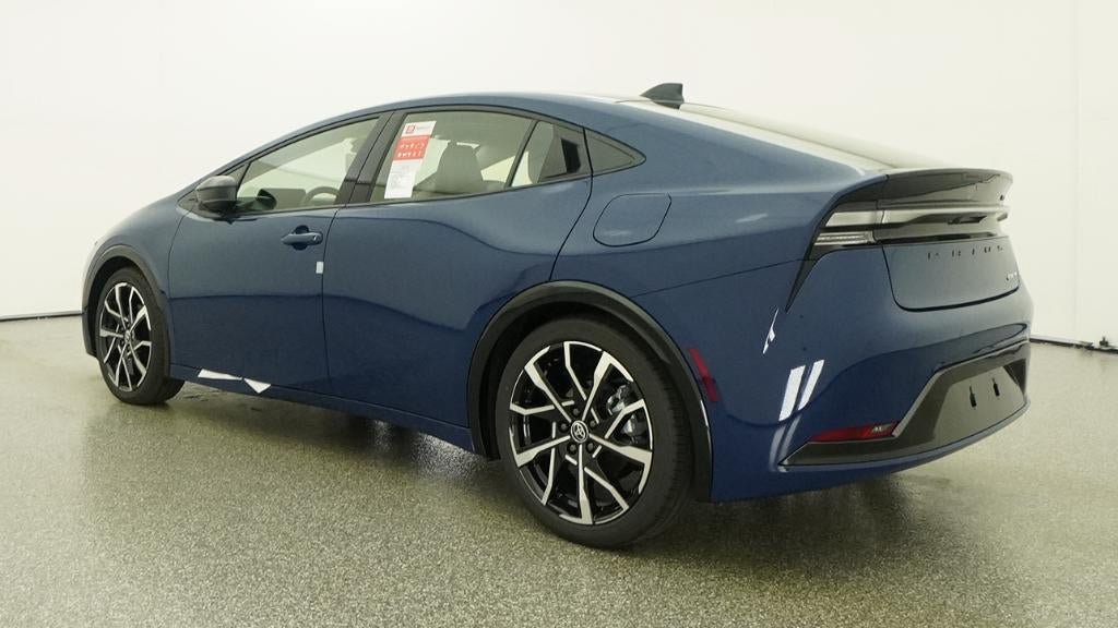New 2026 Toyota Prius Plug-In Hybrid FWD image 21