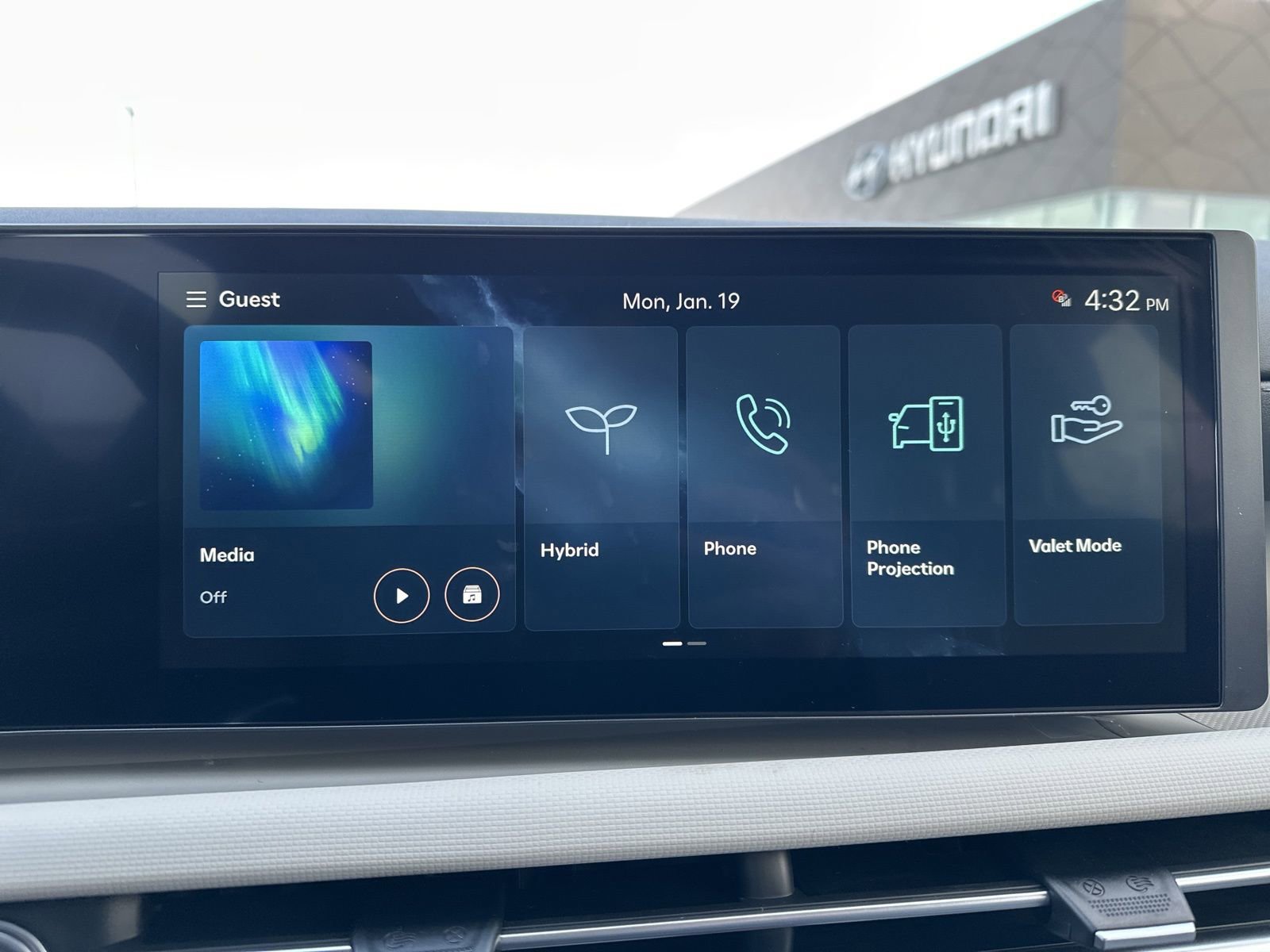 New 2026 Hyundai Tucson Blue SE image 48