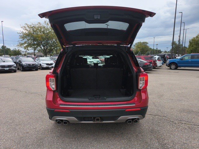 Used 2020 Ford Explorer Platinum w/ Premium Technology Package image 17