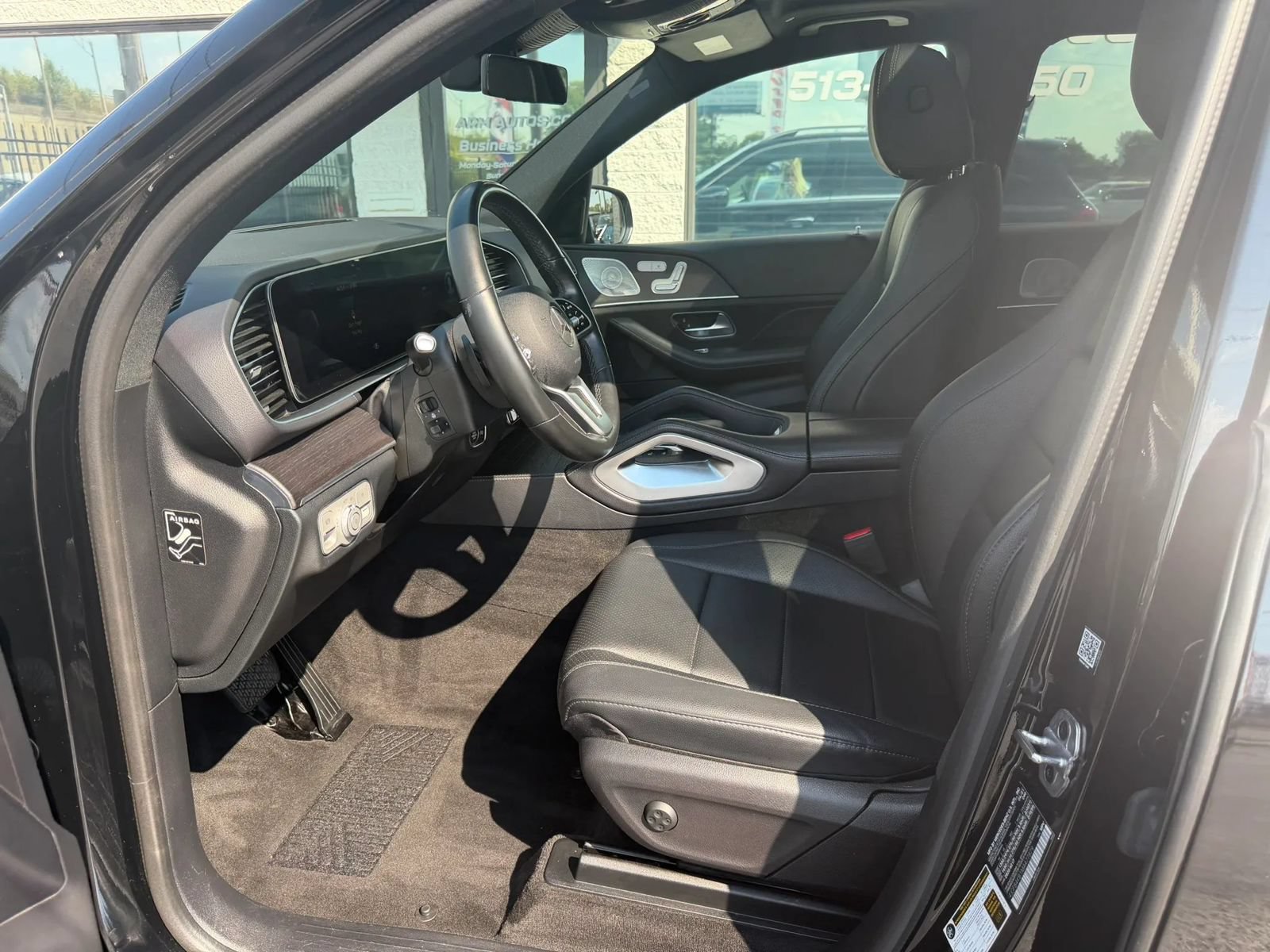 Used 2021 Mercedes-Benz GLE 350 4MATIC w/ Premium Package image 25