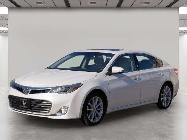 Used 2014 Toyota Avalon Limited FWD image 2