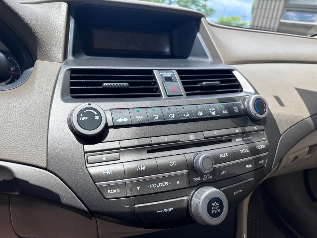 Used 2010 Honda Accord LX image 11