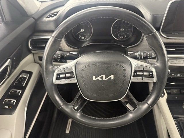 Used 2022 Kia Telluride SX w/ SX Prestige Package image 17