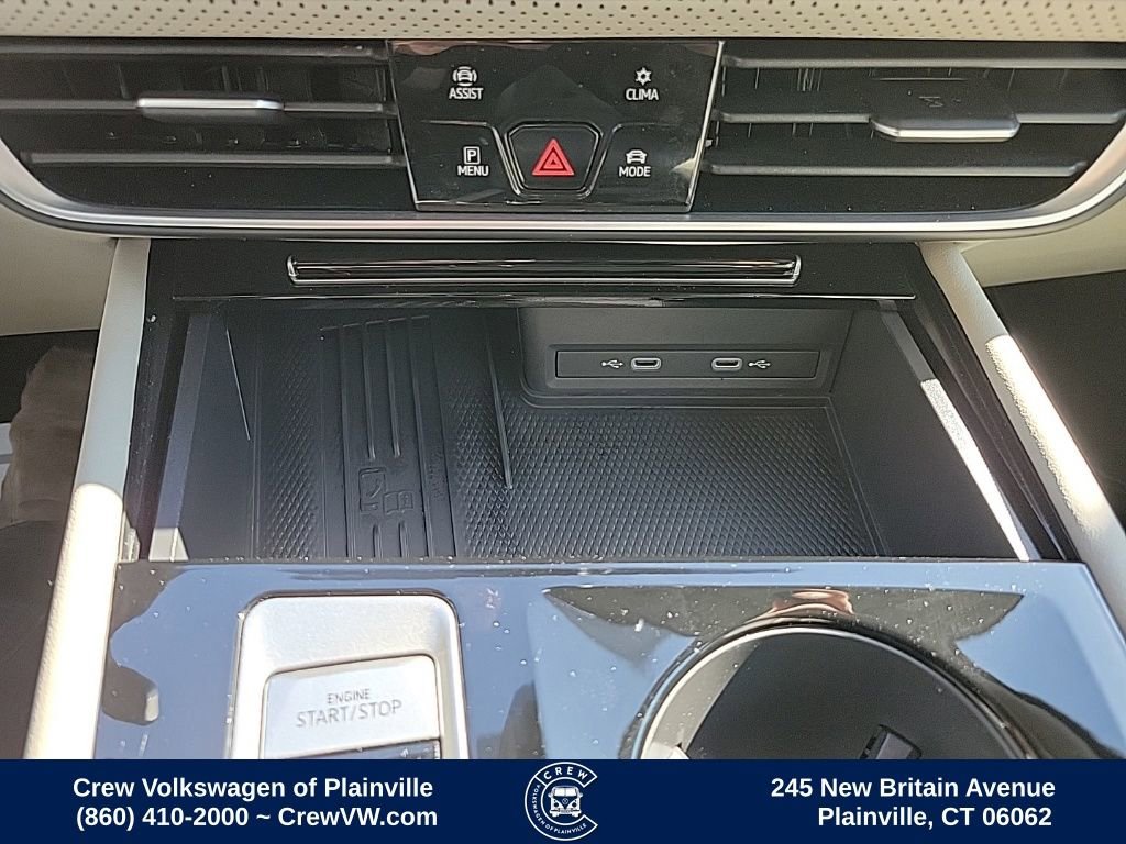 Certified 2025 Volkswagen Atlas SEL image 8